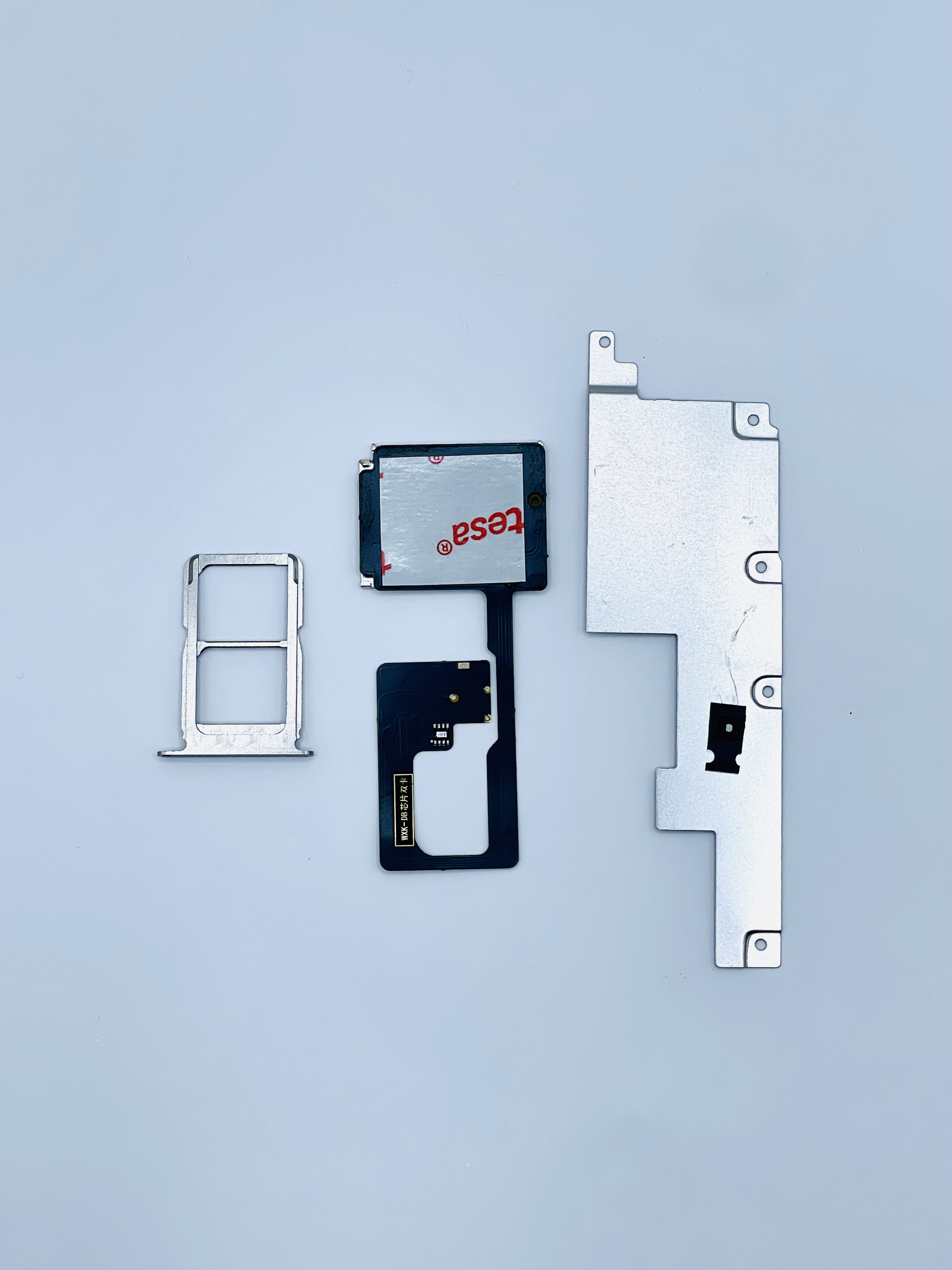 Flex MEP / SIM Hub para iPhone 15 Pro y iPhone 15 Pro Max
