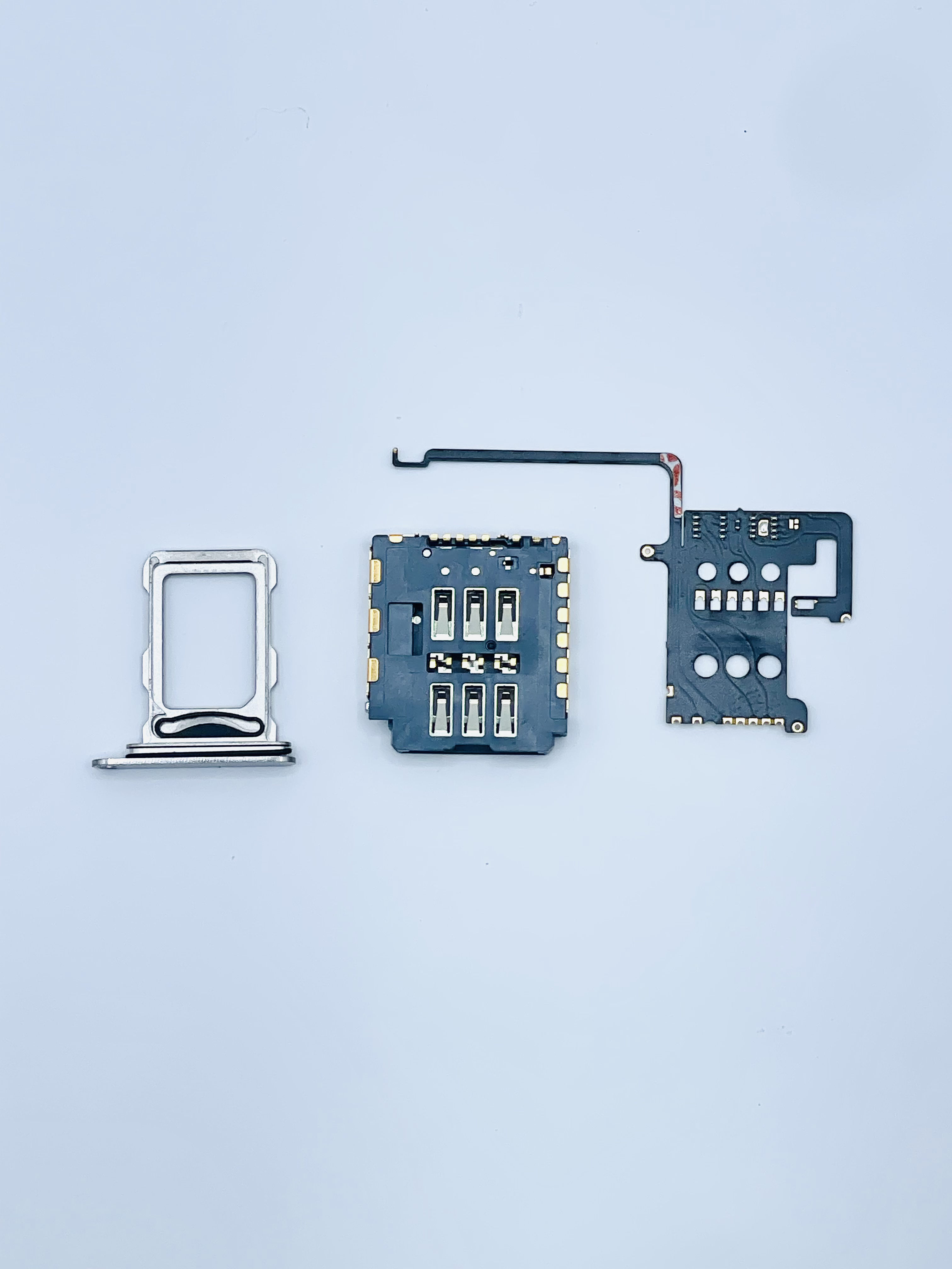 Flex MEP / SIM Hub para iPhone 16 Pro y iPhone 16 Pro Max