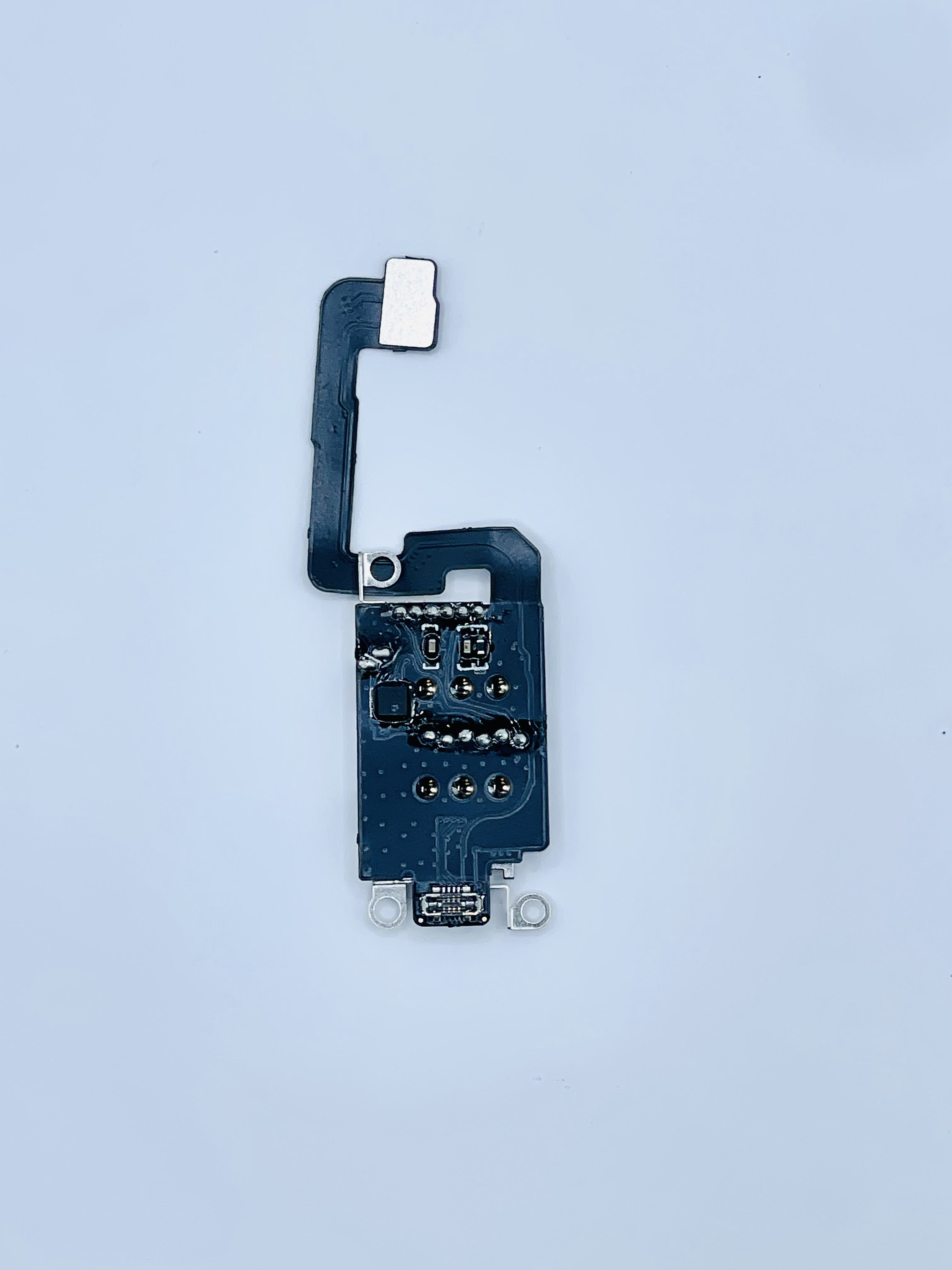 Flex MEP / SIM Hub para iPhone 16 y iPhone 16 Plus