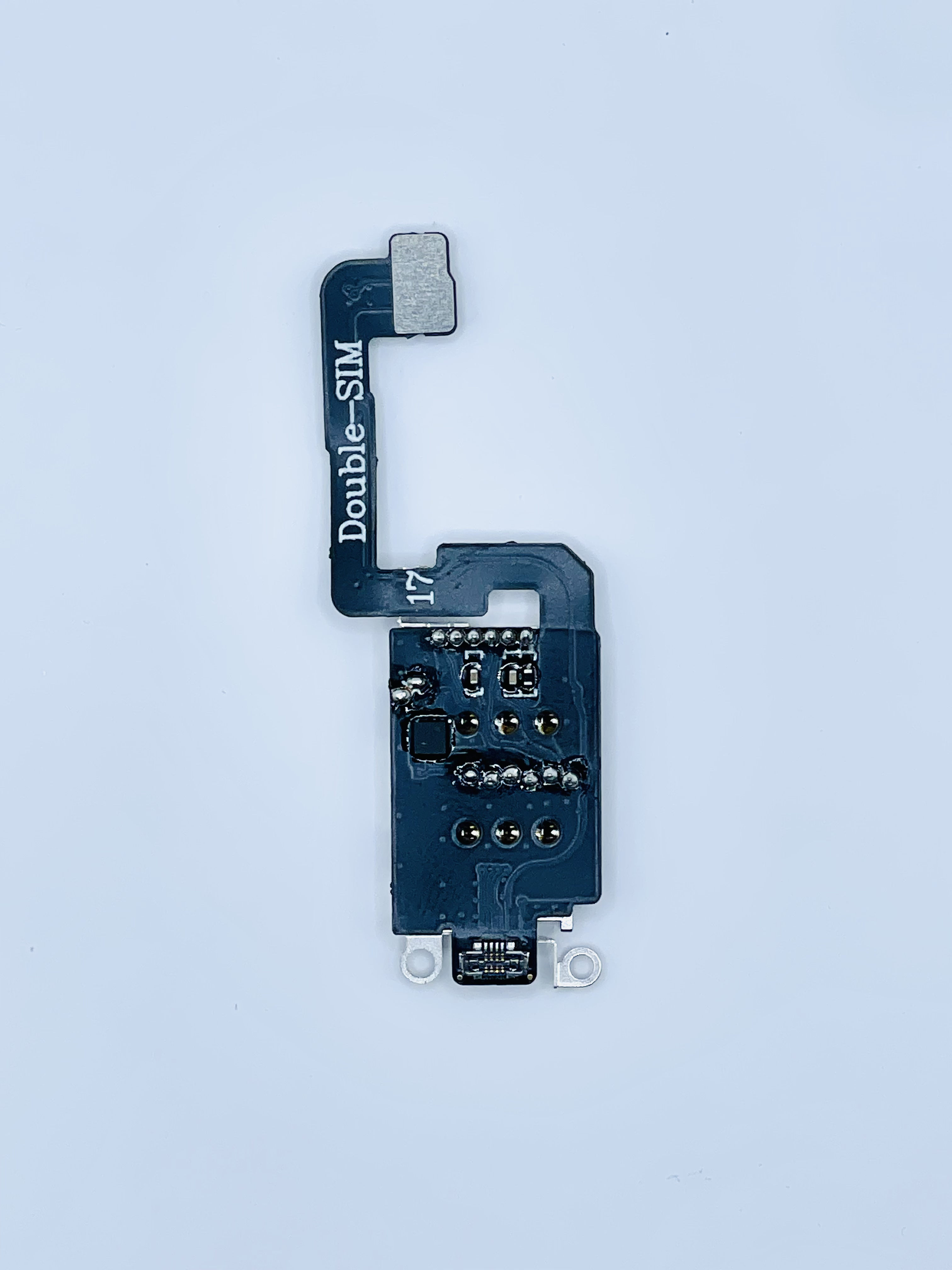 Flex MEP / SIM Hub para iPhone 17