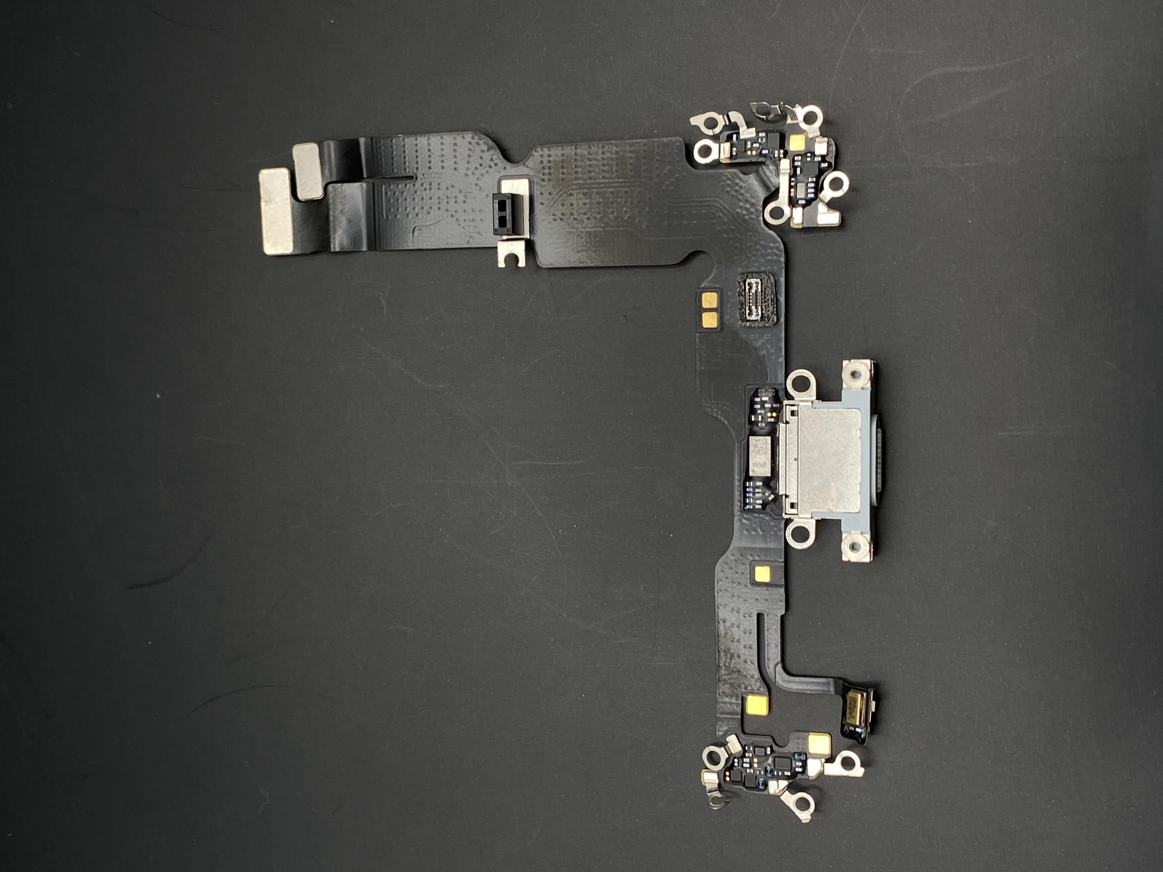 Carga iPhone 15 Plus