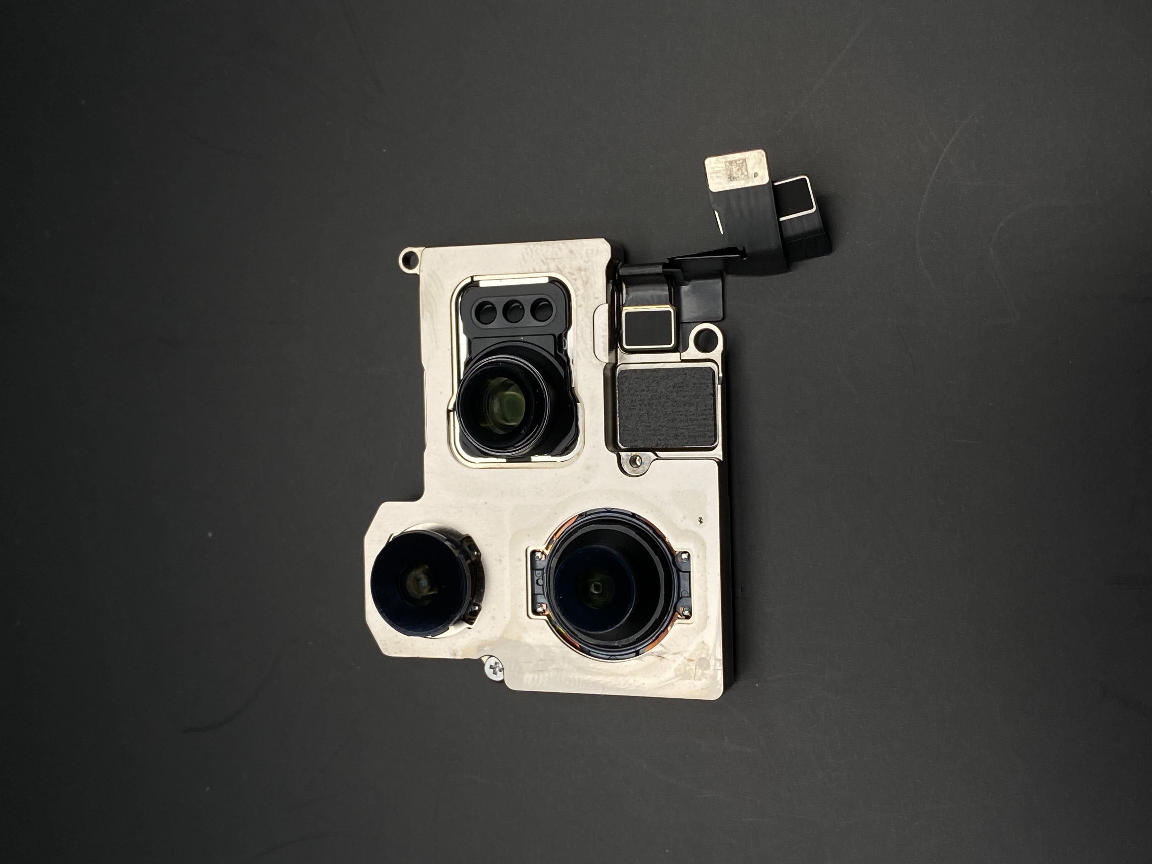 Cámara Trasera para iPhone 16 Pro